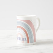 レインボーハートピンクパーソナライズされたパープル ボーンチャイナマグカップ (正面右)