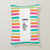 レインボーパステルカラーのレトロな垂直ストライプ色 アクセントクッション (正面(垂直))