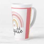 レインボーピンクラテマグカップと美しいブリジット。 カフェラテマグ (右アングル)