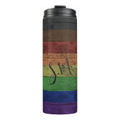レインボーフィラデルフィアプライド旗木目名 タンブラー (正面)
