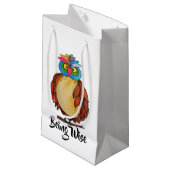 レインボーフェザー付き水彩幻想的フクロウ スモールペーパーバッグ (正面アングル)