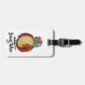 レインボーフェザー付き水彩幻想的フクロウ ラゲッジタグ (正面横)