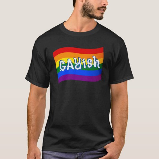 レインボーフラグガイッシュ愛は愛LGBTQプライド Tシャツ (正面)