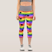 レインボーフラッグブラックライフマター文字LGBTQ カプリレギンス (正面)