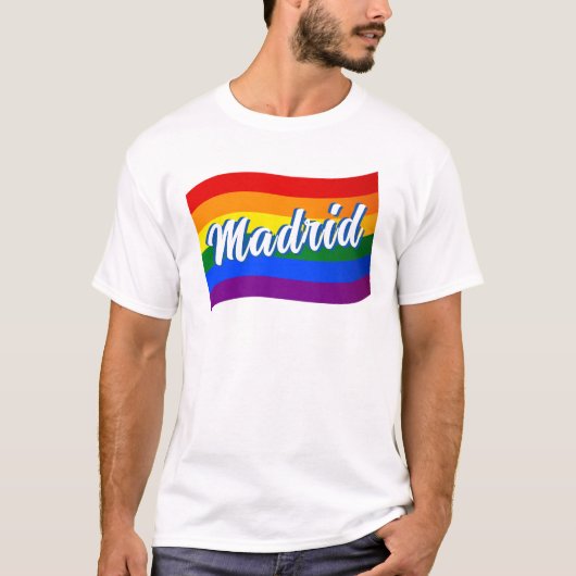 レインボーフラッグマドリードゲイプライドLGBT LGBTQ Tシャツ (正面)
