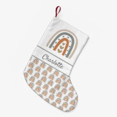 レインボーブラウンベージュグレーのホワイトネーム スモールクリスマスストッキング (正面 (吊り時))