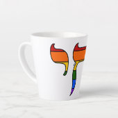 レインボープライドチャイフラグ カフェラテマグ (左アングル)