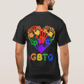 レインボープライド ラブ ハート ハンズ LGBTQ ユニティ デザイン Tシャツ (裏面)