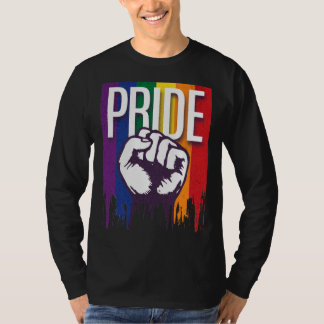 レインボープライドLGBTQフラグ 人民に力の拳 Tシャツ
