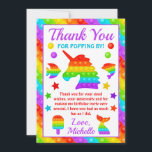 レインボーポップイット じっと玩具 バースデーパーティー サンキューカード<br><div class="desc">レインボーカラーのポップイット じっと玩具 バタフライ、ユニコーン、イルカ、 マーメイドテール、 アイスポップ、バブル付き デザイン</div>
