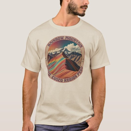レインボーマウンテン クスコ, クスコ地方 ペルー Tシャツ (正面)