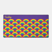 レインボーマーメイドスケール名前をカスタムする デスクマット (正面)