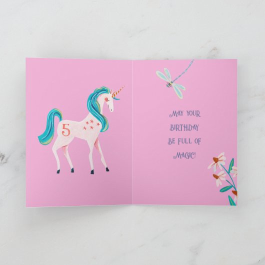 レインボーユニコーンパーソナライズされたエイジピンク誕生日 カード (内部)