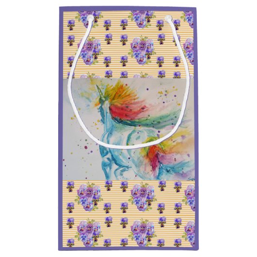 レインボーユニコーンパープルフローラ水彩抱き枕 スモールペーパーバッグ (裏面)