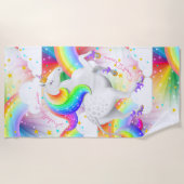 レインボーユニコーンプリンセス高揚パーソナライズされたげ ビーチタオル (正面)