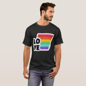 レインボーラブプライドマンスの友達 Tシャツ (正面フル)