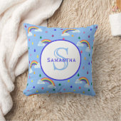 レインボーレインストームパーソナライズされたモノグラム クッション (ブランケット)