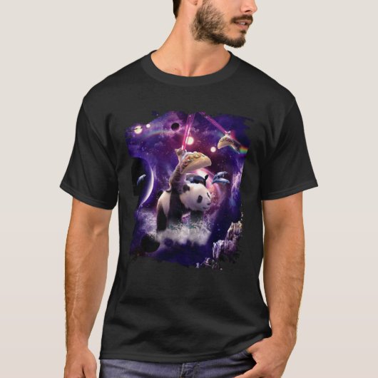 レインボーレーザールーム パンダの上でタコスを食べる猫 Tシャツ (正面)