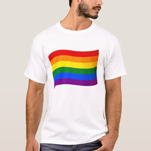レインボー国旗ゲイプライドLGBT愛は愛LGBTQ Tシャツ (正面)