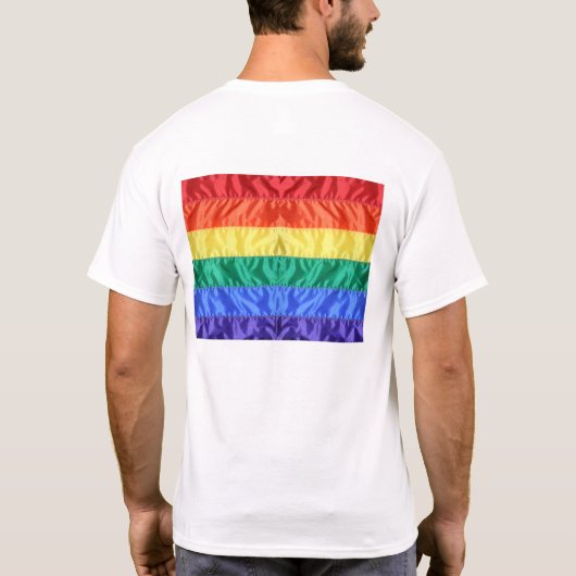レインボー旗ゲイプライドLGBTQ LGBTの愛は愛である Tシャツ (裏面)