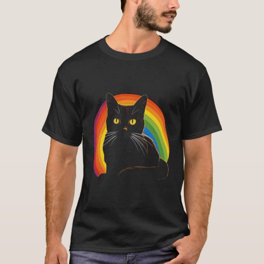 レインボー猫の飼い主の前の猫 Tシャツ (正面)