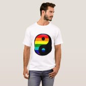 レインボー陰陽LGBTQプライドシンボル Tシャツ (正面フル)