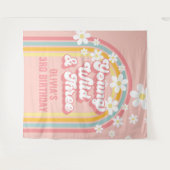 レインボー レトロ ヤング ワイルド スリー 3歳の誕生日 タペストリー (正面(横))