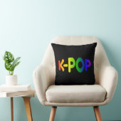 レインボーKピポップ・アートのロー クッション (椅子)