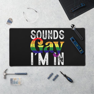 レインボーLGBTフラッグ プライドマンス Sounds Gay I'm In デスクマット