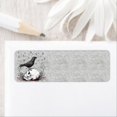 レイヴンが死の歌を歌うスカルイラストレーション ラベル (インサイチュ)