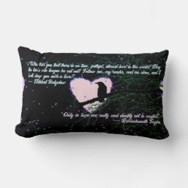 レイヴンのダークラブ白熱［赤熱］光を放つハートと引用文 ランバークッション