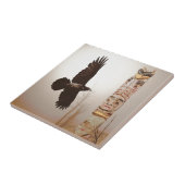 レイヴン飛んでいる&トーテムポールファンタジーアート タイル (側面)