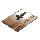 レイヴン飛んでいる&トーテムポールファンタジーアート ノートブック (左側)