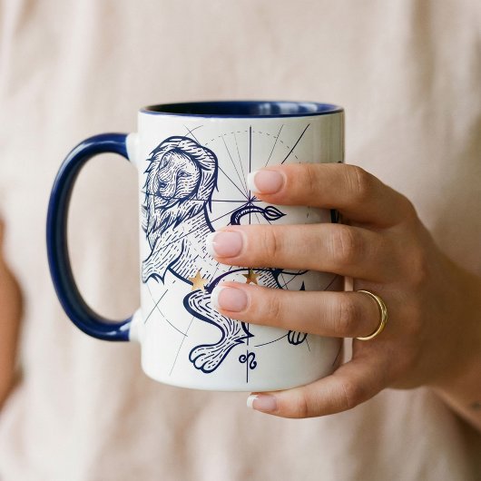 レオの(占星術の)十二宮図の濃紺及び金ゴールドの誕生のマグ マグカップ