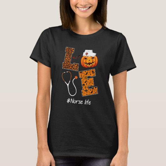 レオパードラブナースライフハロウィーンナースドクタープム Tシャツ (正面)