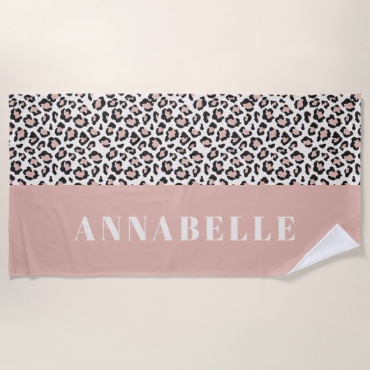 レオパード印刷イニシャルタイポグラフィピンモダンク ビーチタオル (正面)