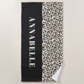 レオパード印刷イニシャルタイポグラフィモダン金ゴールド ビーチタオル (正面)