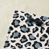 レオパード印刷イニシャルタイポグラフィ青 ビーチタオル (インサイチュ)