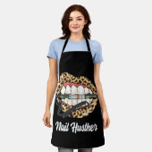 レオパード・リップス・ネイリスト・ドリカッコいいル爪、 ネイル エプロン (着用した状態)