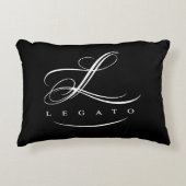 レガートのアクセントの枕(黒いw/whiteのロゴ) アクセントクッション (正面)