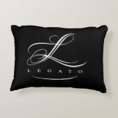 レガートのアクセントの枕(黒いw/whiteのロゴ) アクセントクッション (裏面)