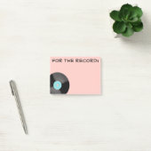 レコードの投稿にピンク色のメモ ポストイット (オフィス)