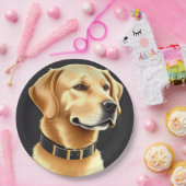 レザーカラーを着たゴールデンレトリバー犬 ペーパープレート (パーティー)