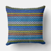 レザーブルーシェブロンストライプのパターン クッション (裏面)