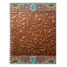 レザールックとターコイズアクセント