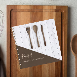 レシピ木製の台所用品の茶色の料理本 ノートブック