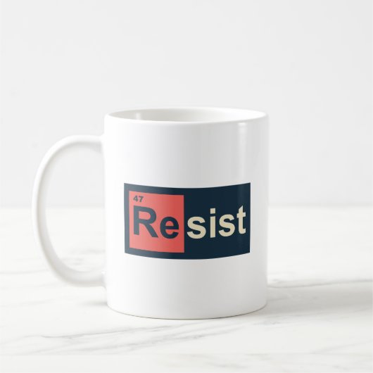 レジスト47アンチトランプ周期表要素 コーヒーマグカップ (左)