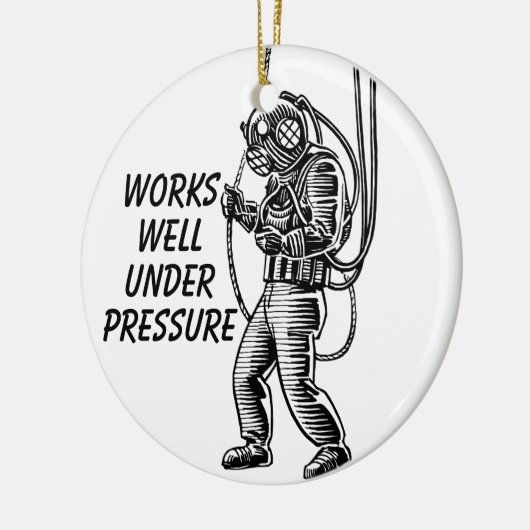 レジリエンスへのダイビング – ヴィンテージ深いシーダイバー セラミックオーナメント (左)