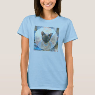 レスキューキットン、姿勢を持つカラー子猫 Tシャツ