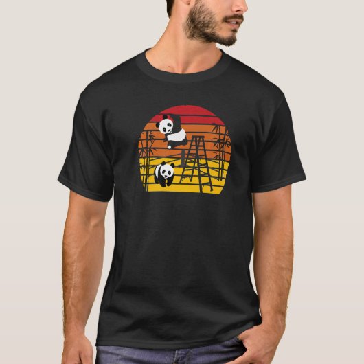 レスリングパンド中国のス竹食べの動物Be Tシャツ (正面)